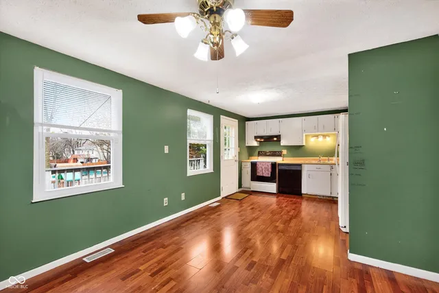 $285,000 | 11495 Crestview Drive, Fishers, IN 46038