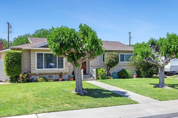 $309,000 | 212 Cindy Lane, Coalinga, CA 93210