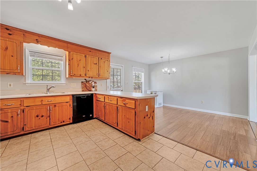 11512 Tar Bay Road Hopewell, VA 23860 - Photo 11 of 34