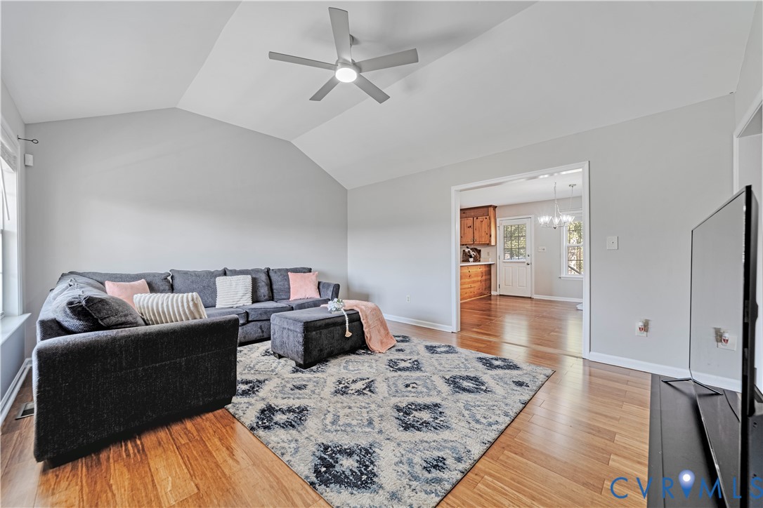 11512 Tar Bay Road Hopewell, VA 23860 - Photo 7 of 34