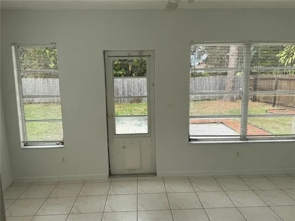 $2,000 | 2074 Dodge Street, Clearwater, FL 33760