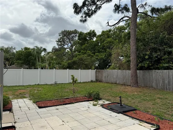 $2,000 | 2074 Dodge Street, Clearwater, FL 33760