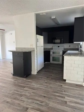 $2,000 | 2074 Dodge Street, Clearwater, FL 33760