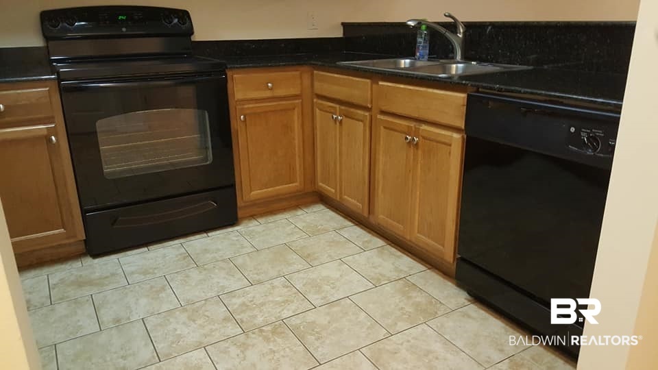 20969 Bishop Road, Unit 2 Fairhope, AL 36532 - Photo 7 of 22