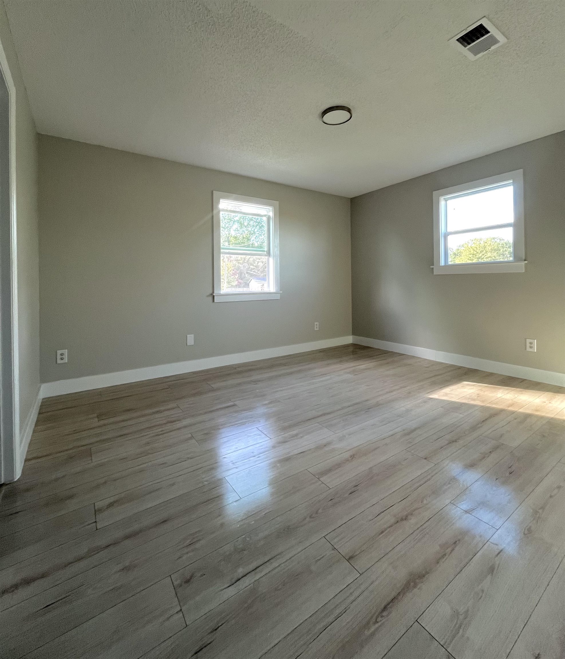 141 Peaceful Valley Road Spartanburg, SC 29307 - Photo 8 of 14 Gallery Image 8