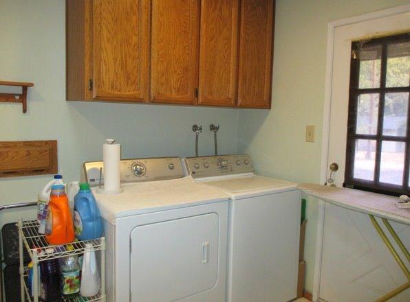 8251 North Applegate Road Grants Pass, OR 97527 - Photo 17 of 35 Gallery Image 17