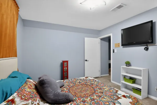 $150,000 | 10923 Creektree Drive, Houston, TX 77070