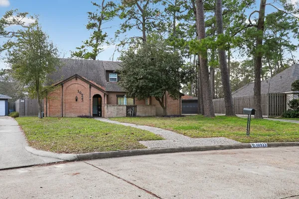 $150,000 | 10923 Creektree Drive, Houston, TX 77070
