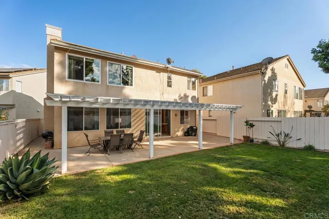 $929,000 | 1959 Oxford Court, Vista, CA 92081