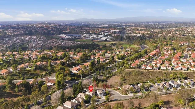 $929,000 | 1959 Oxford Court, Vista, CA 92081