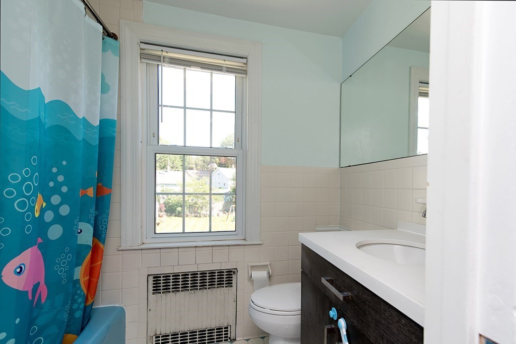 45 Cedarcliff Road Braintree, MA 02184 - Photo 11 of 26