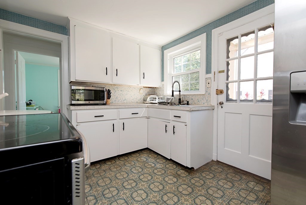 45 Cedarcliff Road Braintree, MA 02184 - Photo 13 of 26