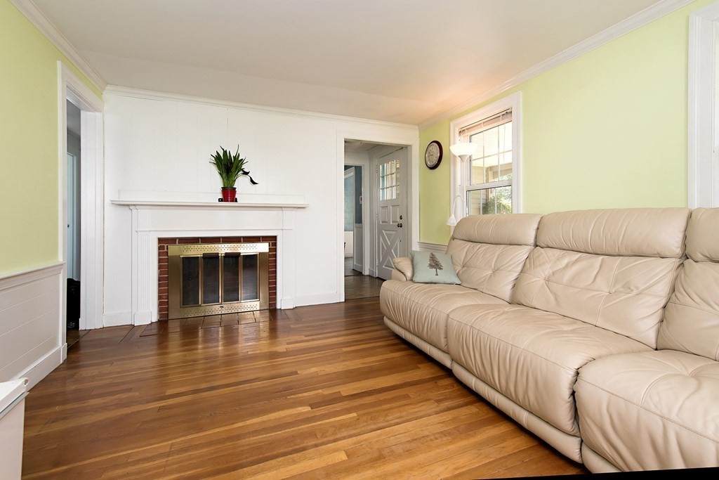 45 Cedarcliff Road Braintree, MA 02184 - Photo 7 of 26