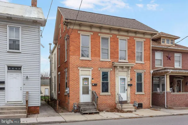 $240,000 | 138 Pleasant Street, Hanover, PA 17331