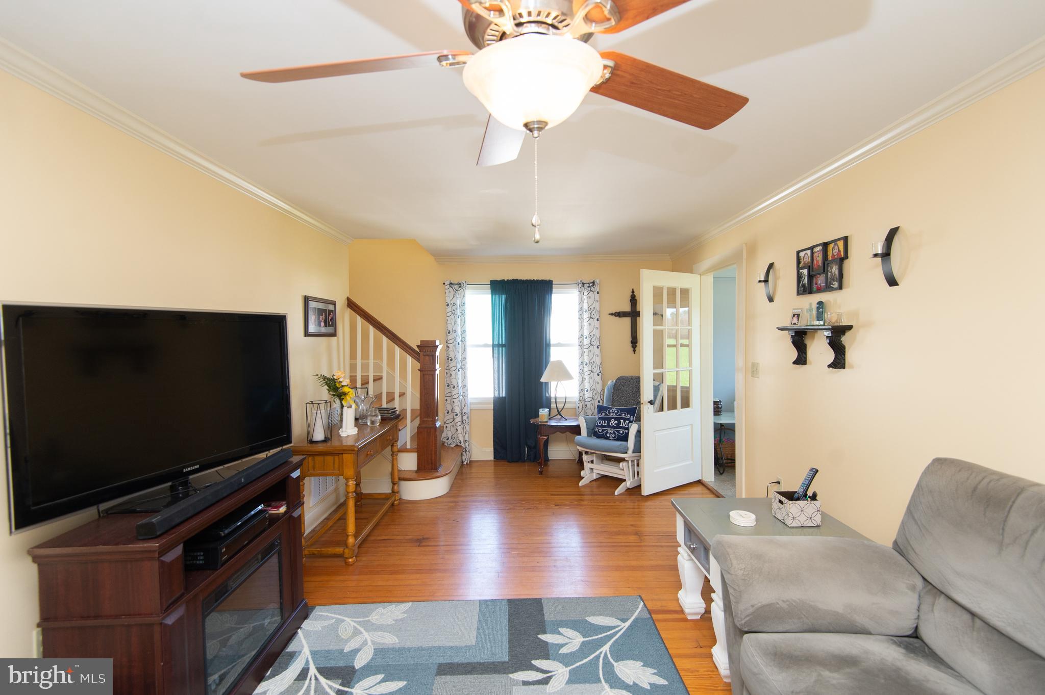5741 Eldorado Road Rhodesdale, MD 21659 - Photo 2 of 34 living room