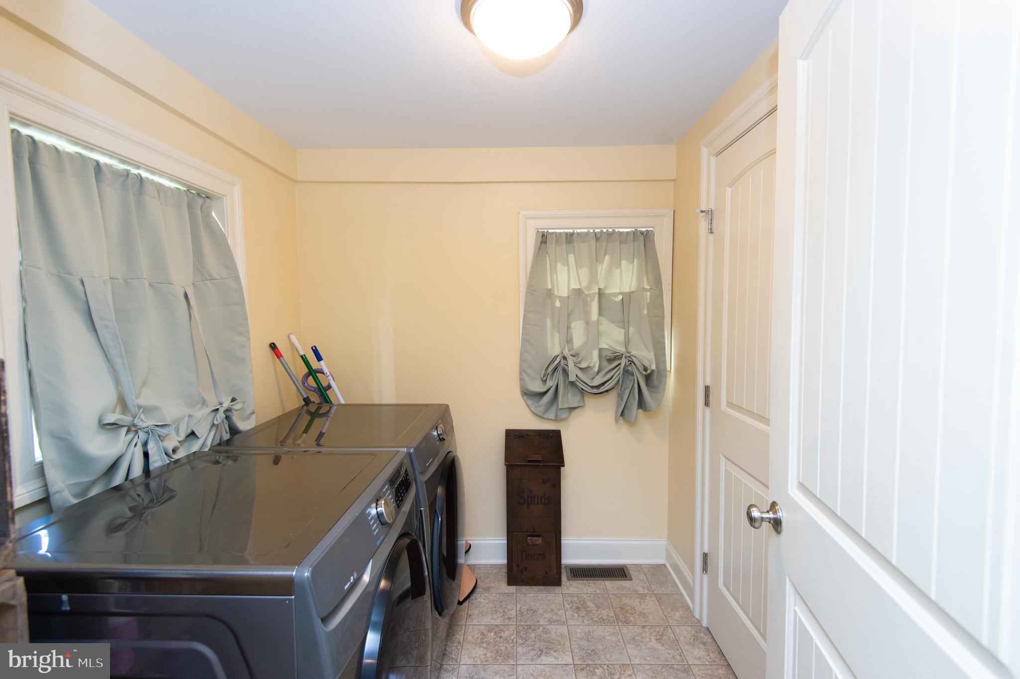 5741 Eldorado Road Rhodesdale, MD 21659 - Photo 22 of 34 laundry room