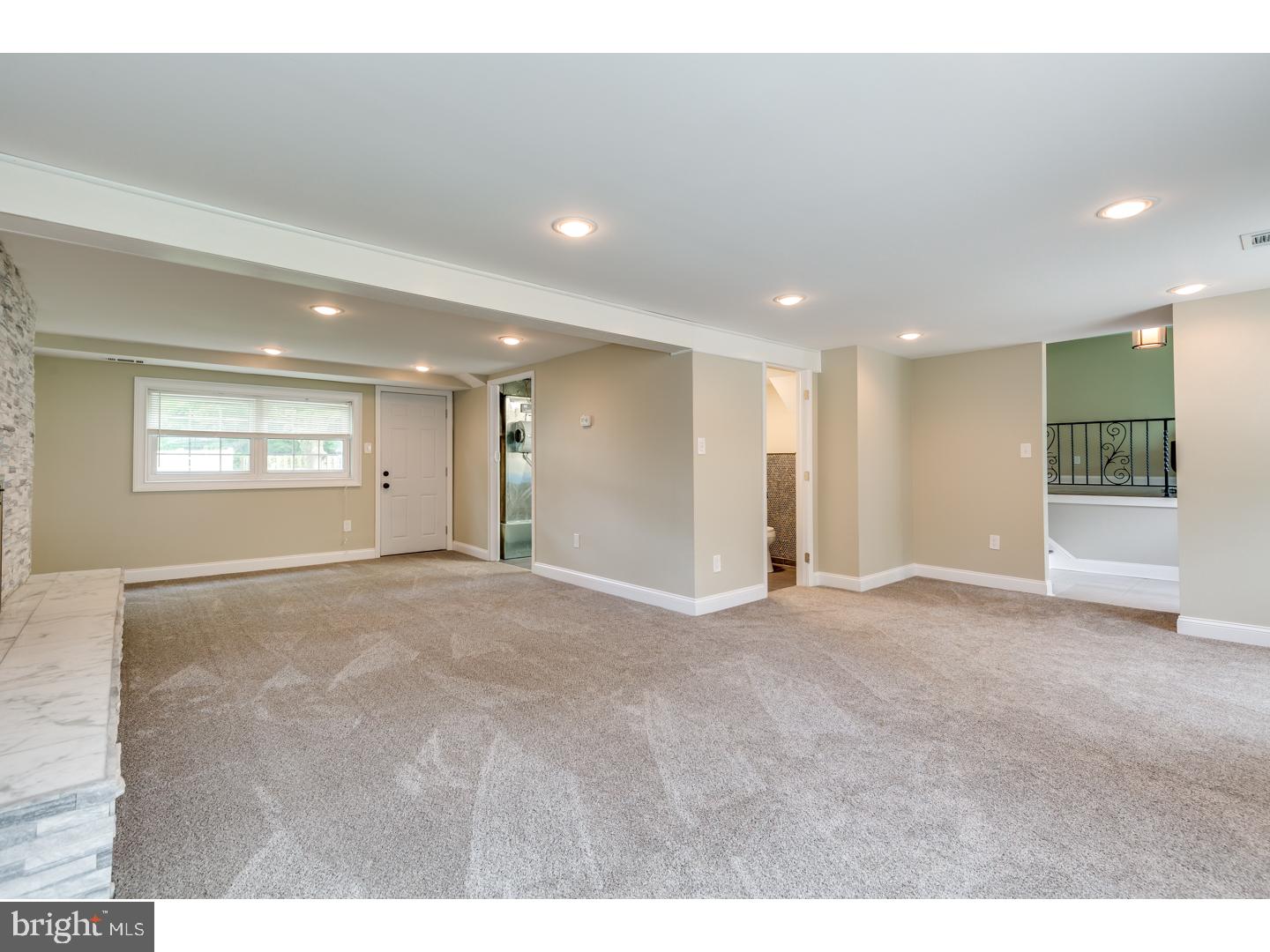 1003 Edgemoor Road Cherry Hill, NJ 08034 - Photo 13 of 25 Family Room