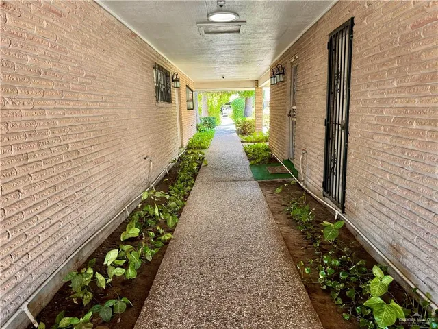 $1,800 | 701 South Hibiscus Street, Unit 12, McAllen, TX 78501
