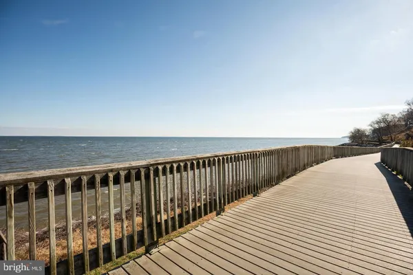$1,800 | 7527 C Street, Chesapeake Beach, MD 20732