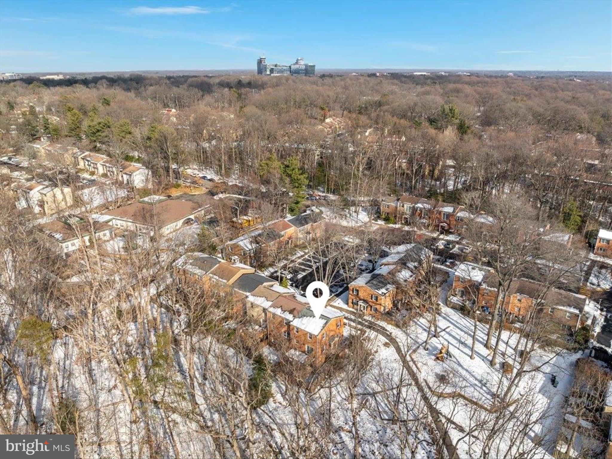 2242 Gunsmith Square Reston, VA 20191 - Photo 36 of 66 Direct access to walking trails and community tot