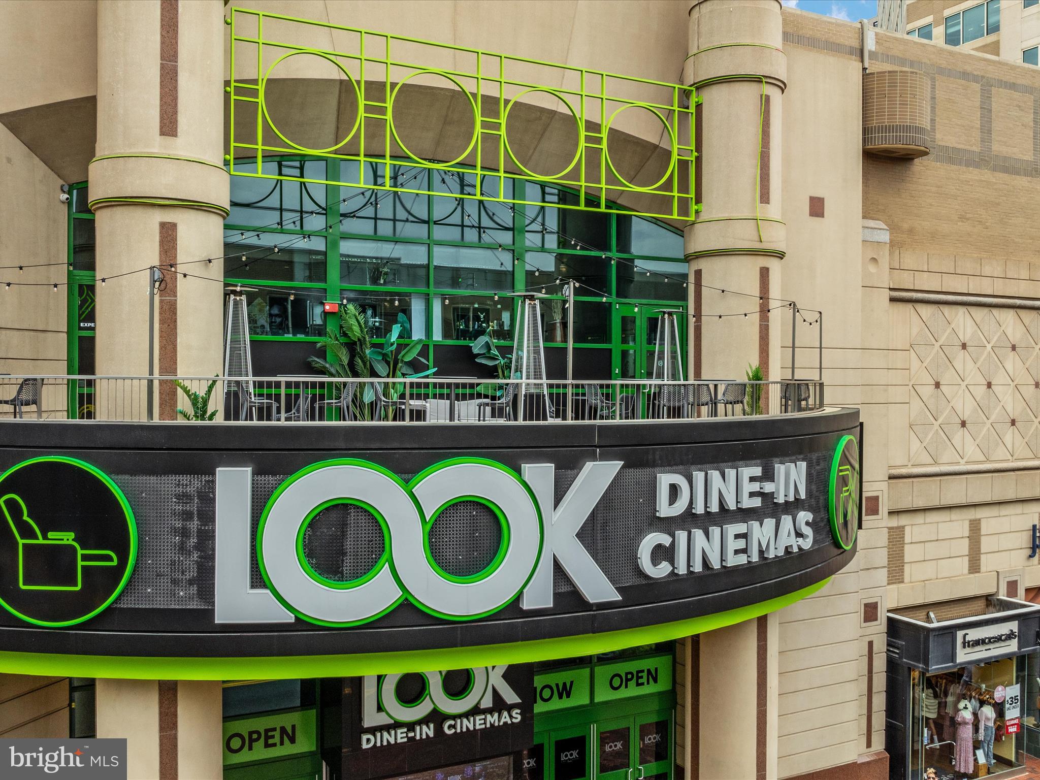 2242 Gunsmith Square Reston, VA 20191 - Photo 51 of 66 Reston Town Center LOOK Dine-in Cinemas