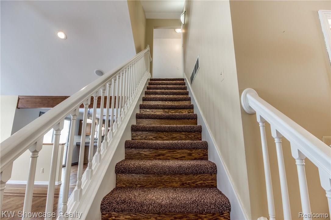 4664 Holly Lake Road Lapeer, MI 48446 - Photo 34 of 59 Interiors (28 of 40).jpg