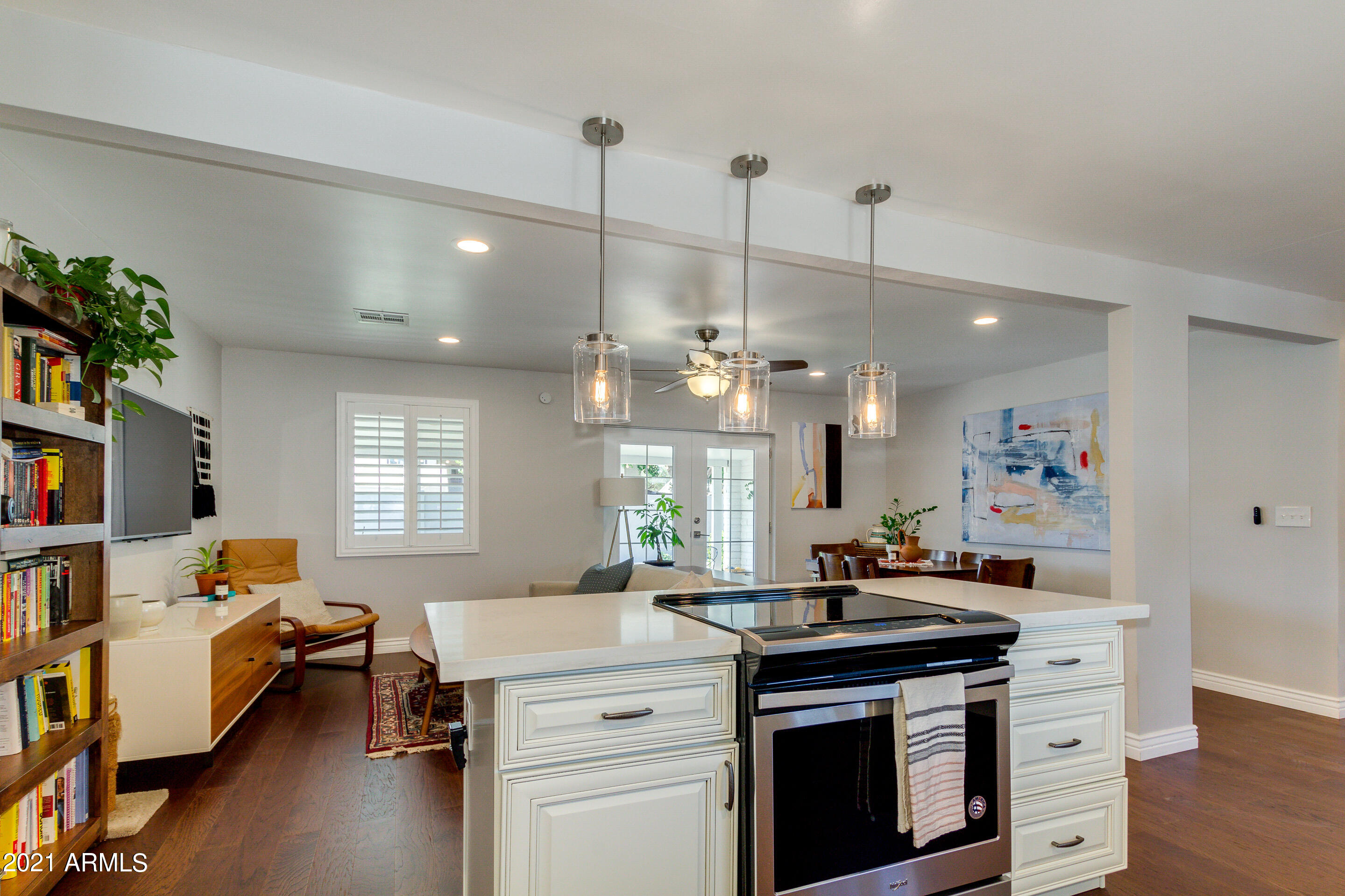923 East Rovey Avenue Phoenix, AZ 85014 - Photo 12 of 32 12-Rovey