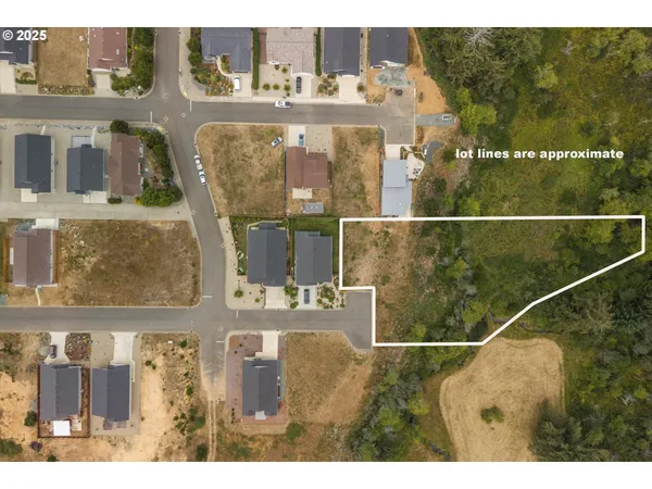 $149,000 | 636 Seacrest Drive, Bandon, OR 97411
