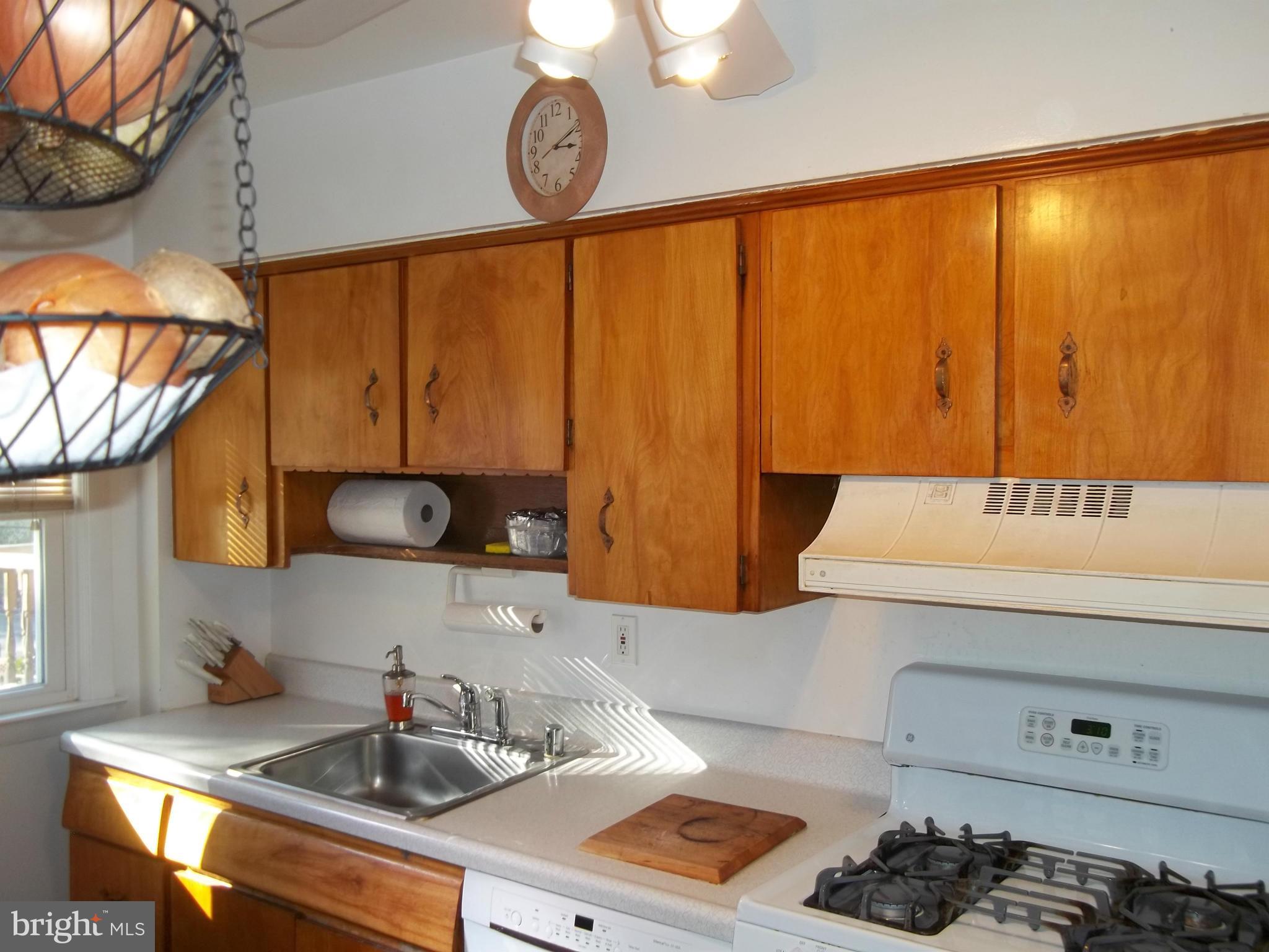 1200 Stamford Road Baltimore, MD 21207 - Photo 11 of 30 Kitchen
