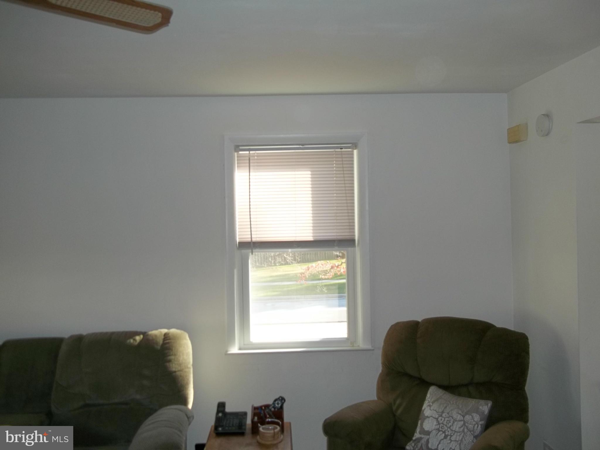1200 Stamford Road Baltimore, MD 21207 - Photo 6 of 30 Living Room