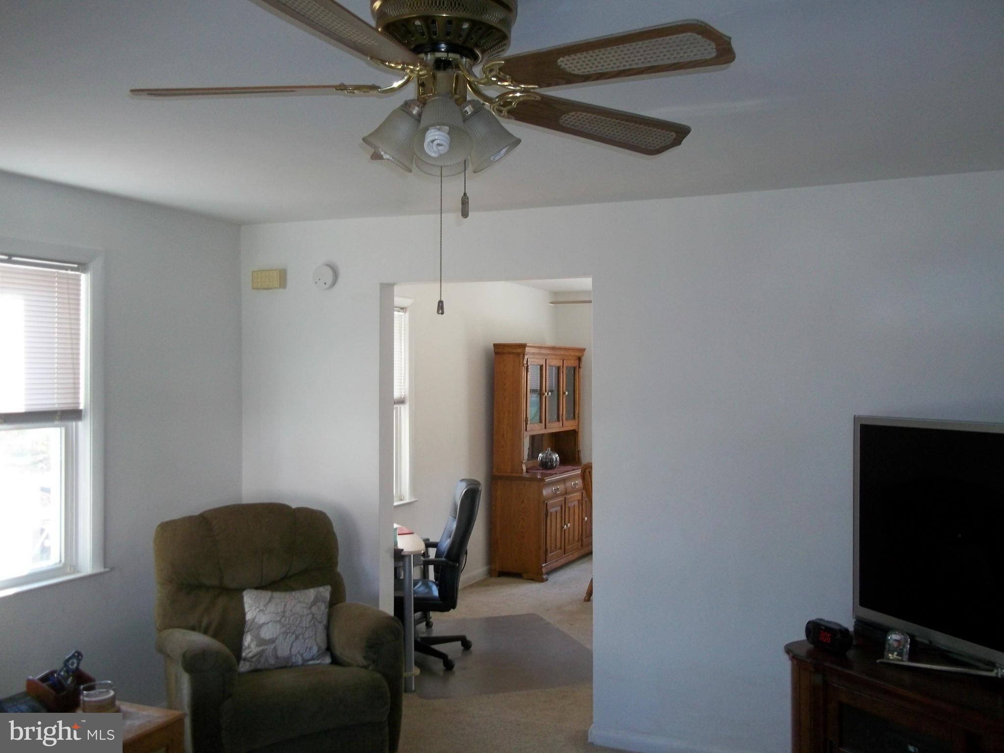 1200 Stamford Road Baltimore, MD 21207 - Photo 7 of 30 Living Room