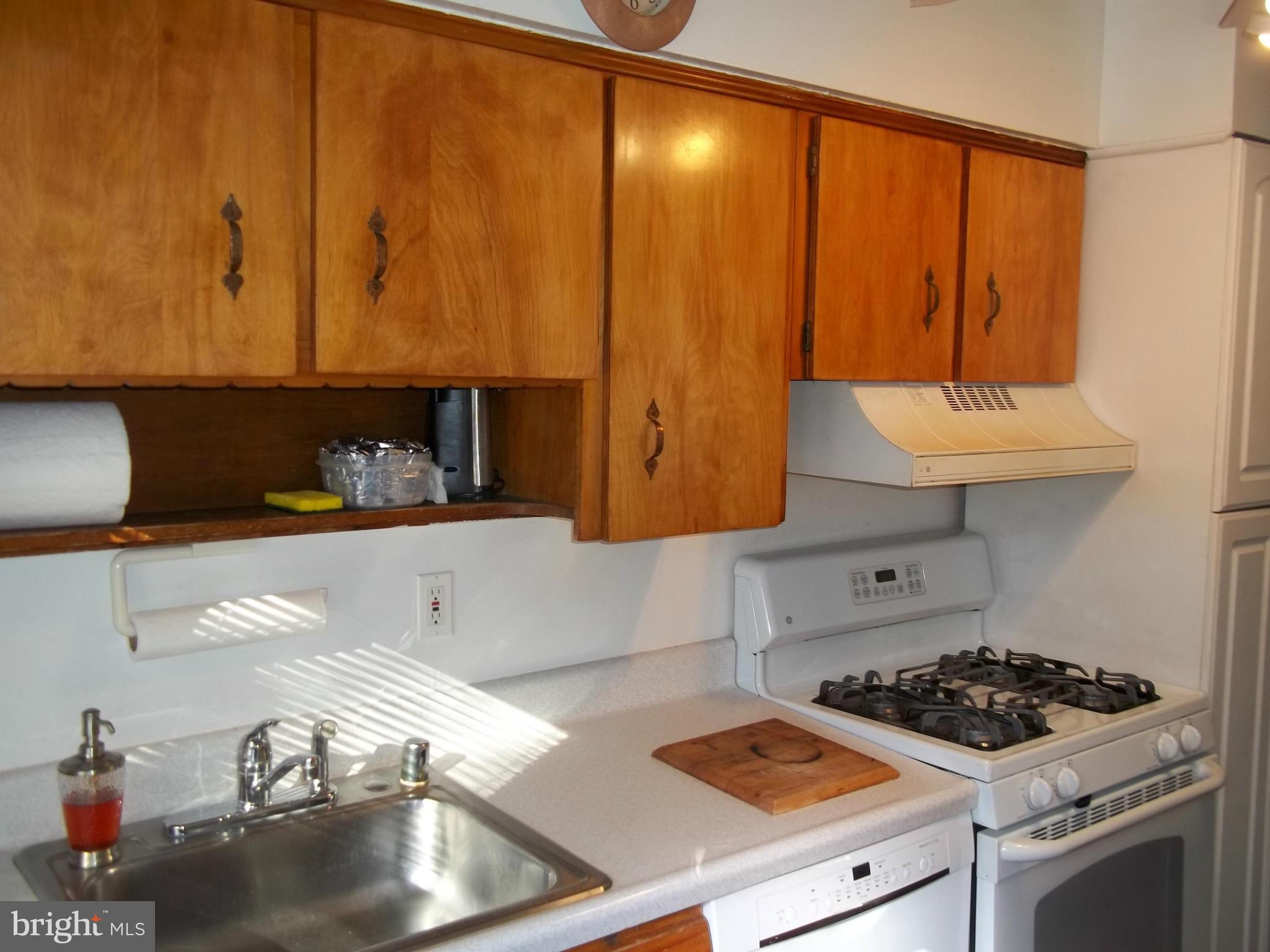 1200 Stamford Road Baltimore, MD 21207 - Photo 10 of 30 Kitchen