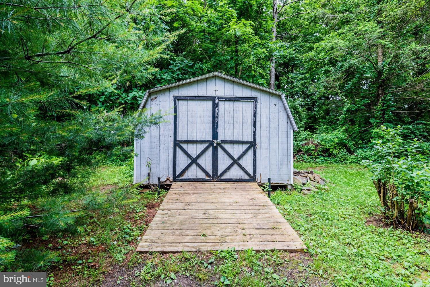 43 Red Tank Road Boiling Springs, PA 17007 - Photo 22 of 31 Gallery Image 22