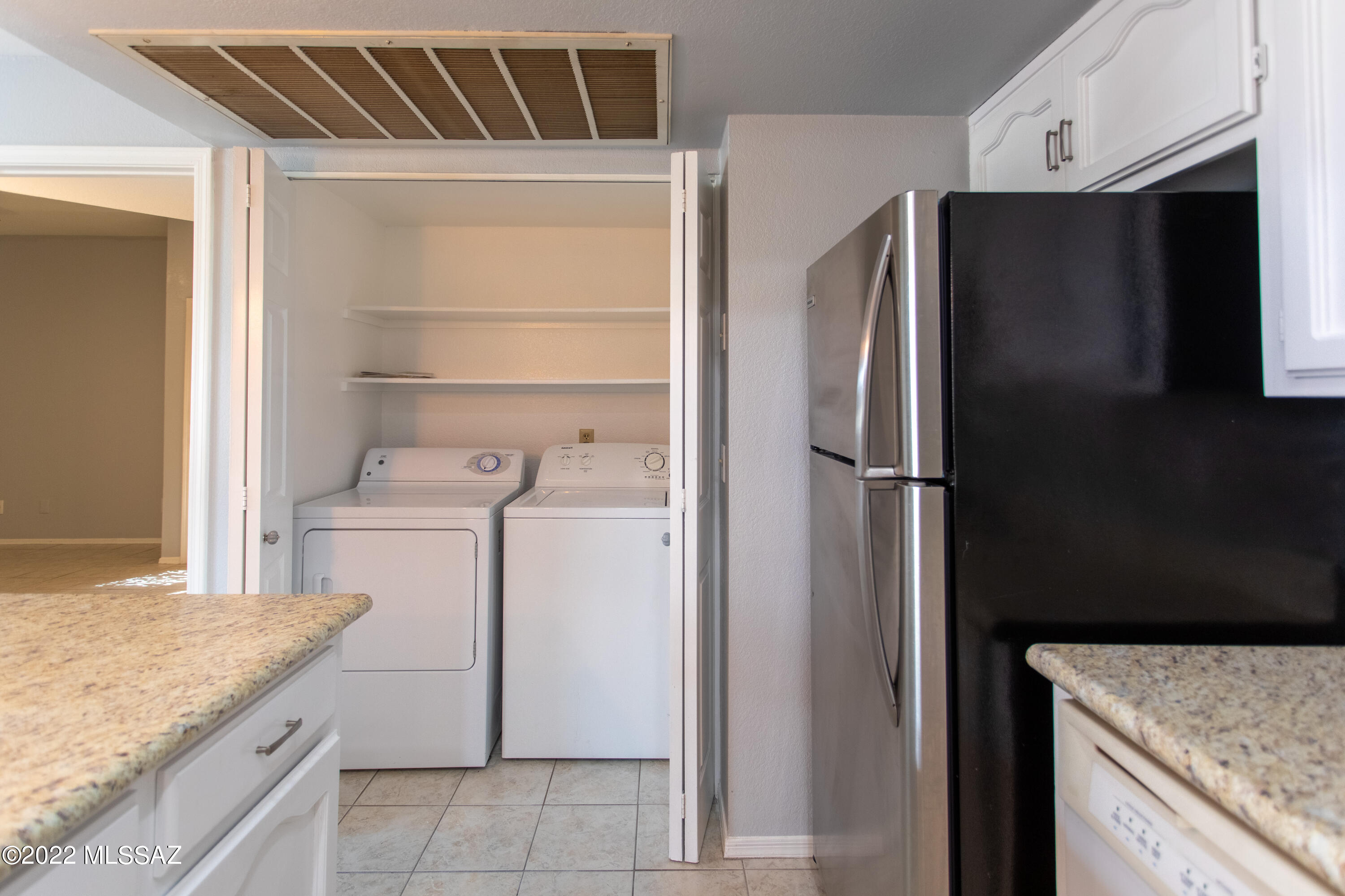 1200 East River Road, Unit L155 Tucson, AZ 85718 - Photo 15 of 32