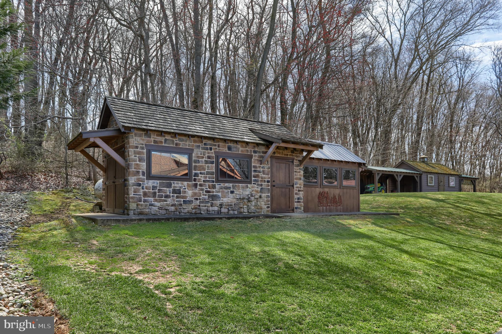 4428 Fairview Road Columbia, PA 17512 - Photo 25 of 30 Workshop, storage 1