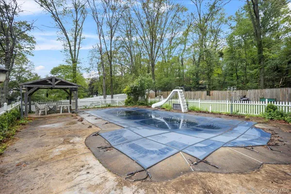 $599,000 | 7 Hujay Terrace, Wappingers Falls, NY 12590