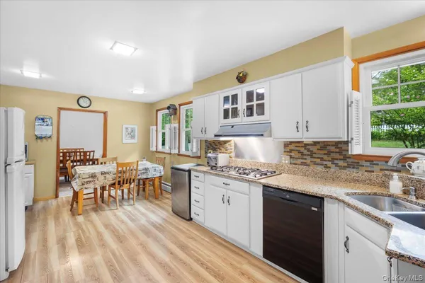 $599,000 | 7 Hujay Terrace, Wappingers Falls, NY 12590