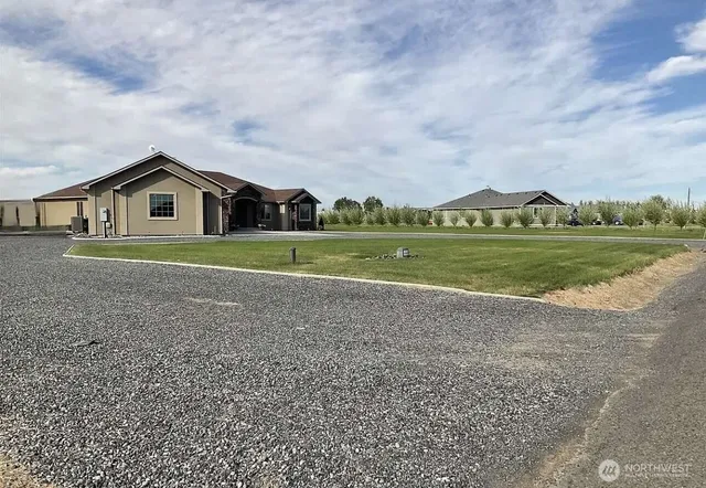 $795,000 | 4337 Road 7.4 Northeast, Moses Lake, WA 98837