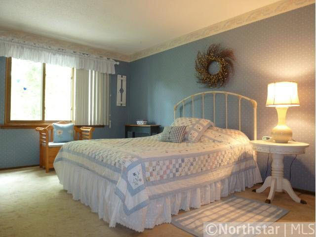 144 Ruth Street North, Unit 1 St. Paul, MN 55119 - Photo 8 of 11