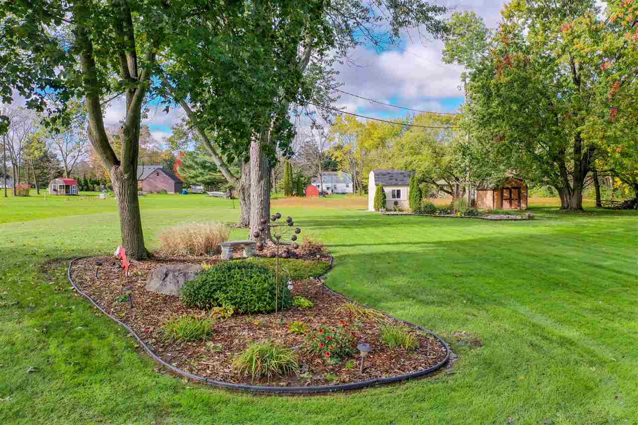 1426 Kennebec Road Grand Blanc, MI 48439 - Photo 13 of 72 50059861-12.JPG