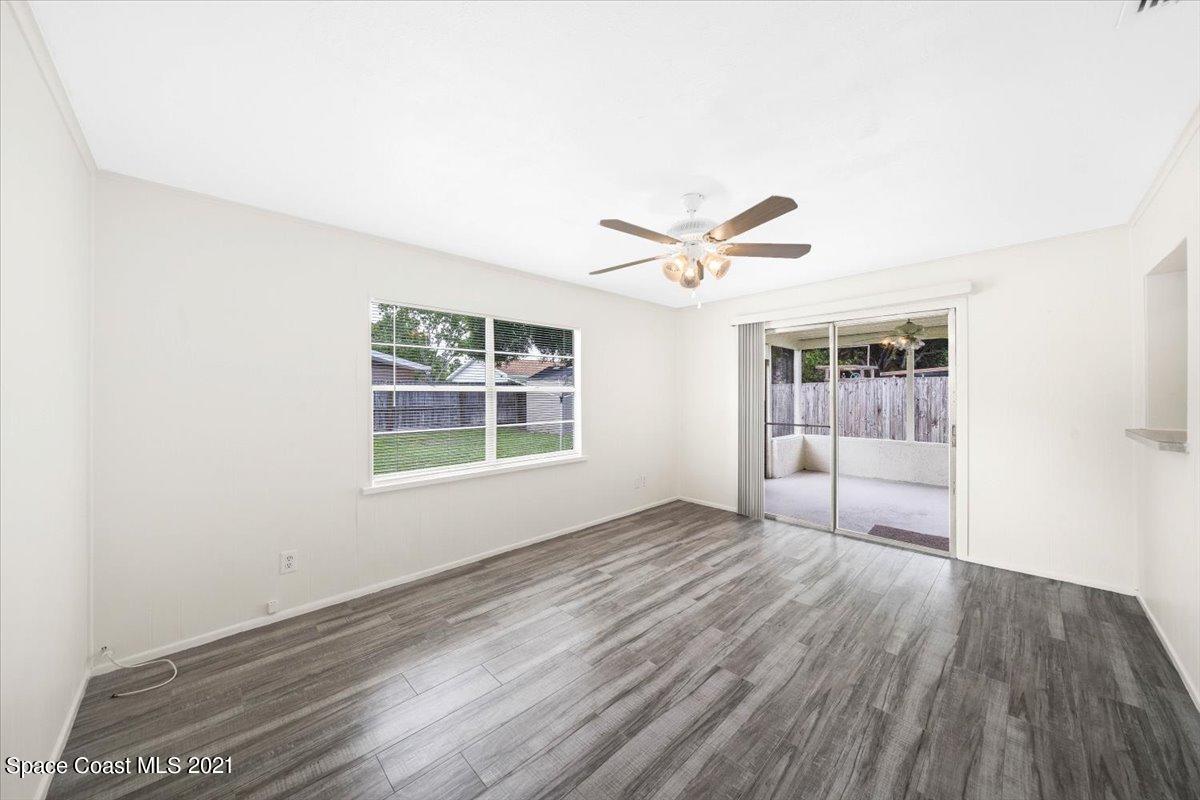 561 Parker Road Melbourne, FL 32904 - Photo 8 of 36 2nd family room