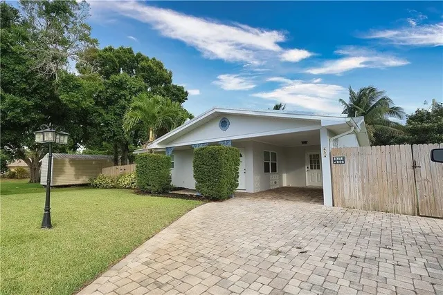 $349,000 | 555 20th Street, Vero Beach, FL 32960