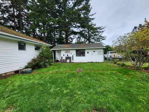 $340,000 | 2605 Port Orford Loop Road, Port Orford, OR 97465