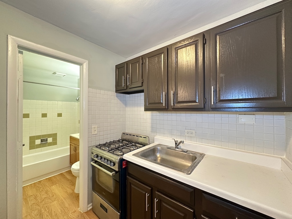4612 North Beacon Street, Unit 2H Chicago, IL 60640 - Photo 5 of 20
