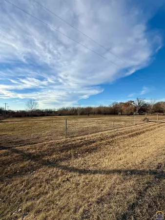 $89,500 | 21347 South Auburn Road, Osage City, KS 66523