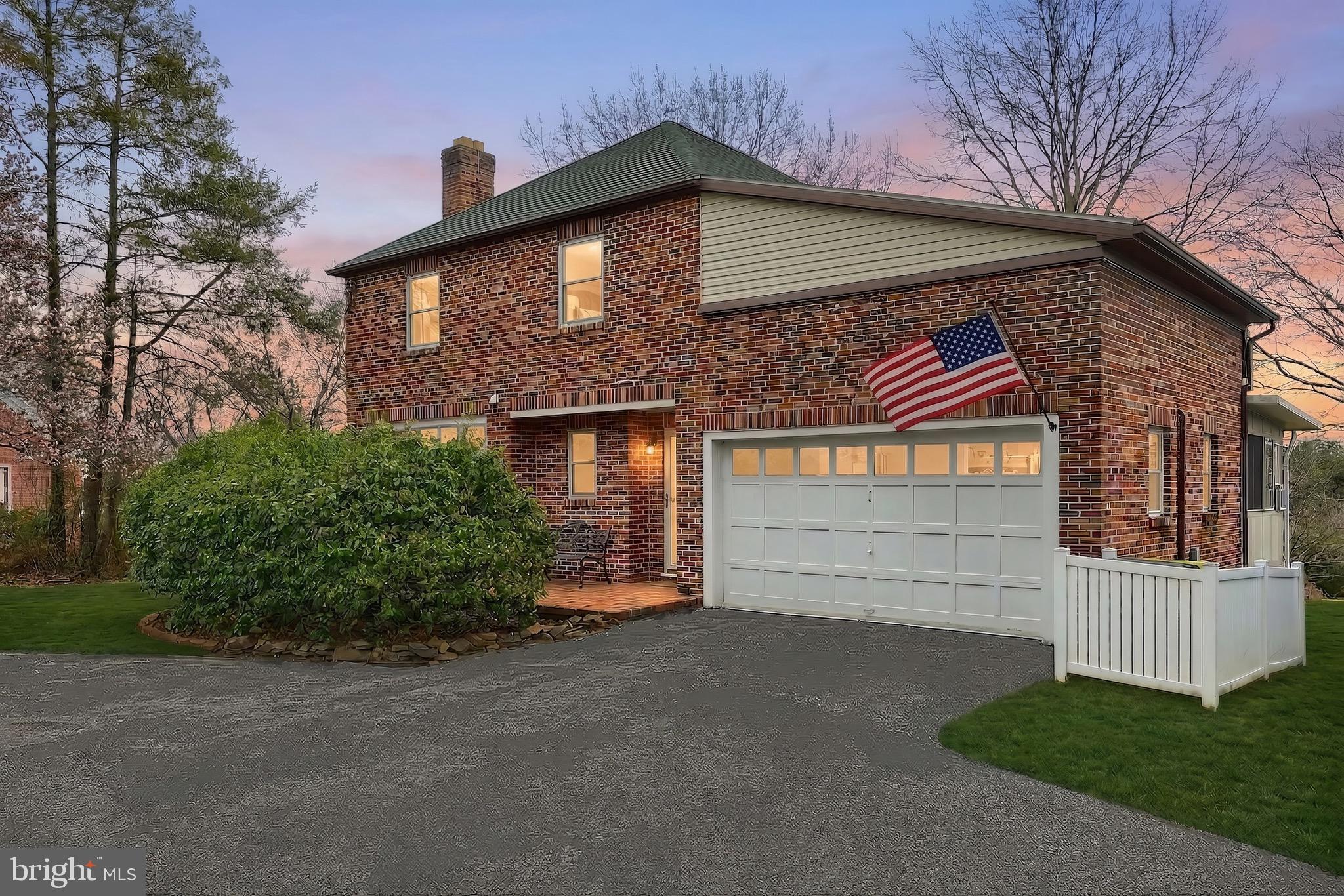 990 East Canal Road Dover, PA 17315 - Photo 2 of 57