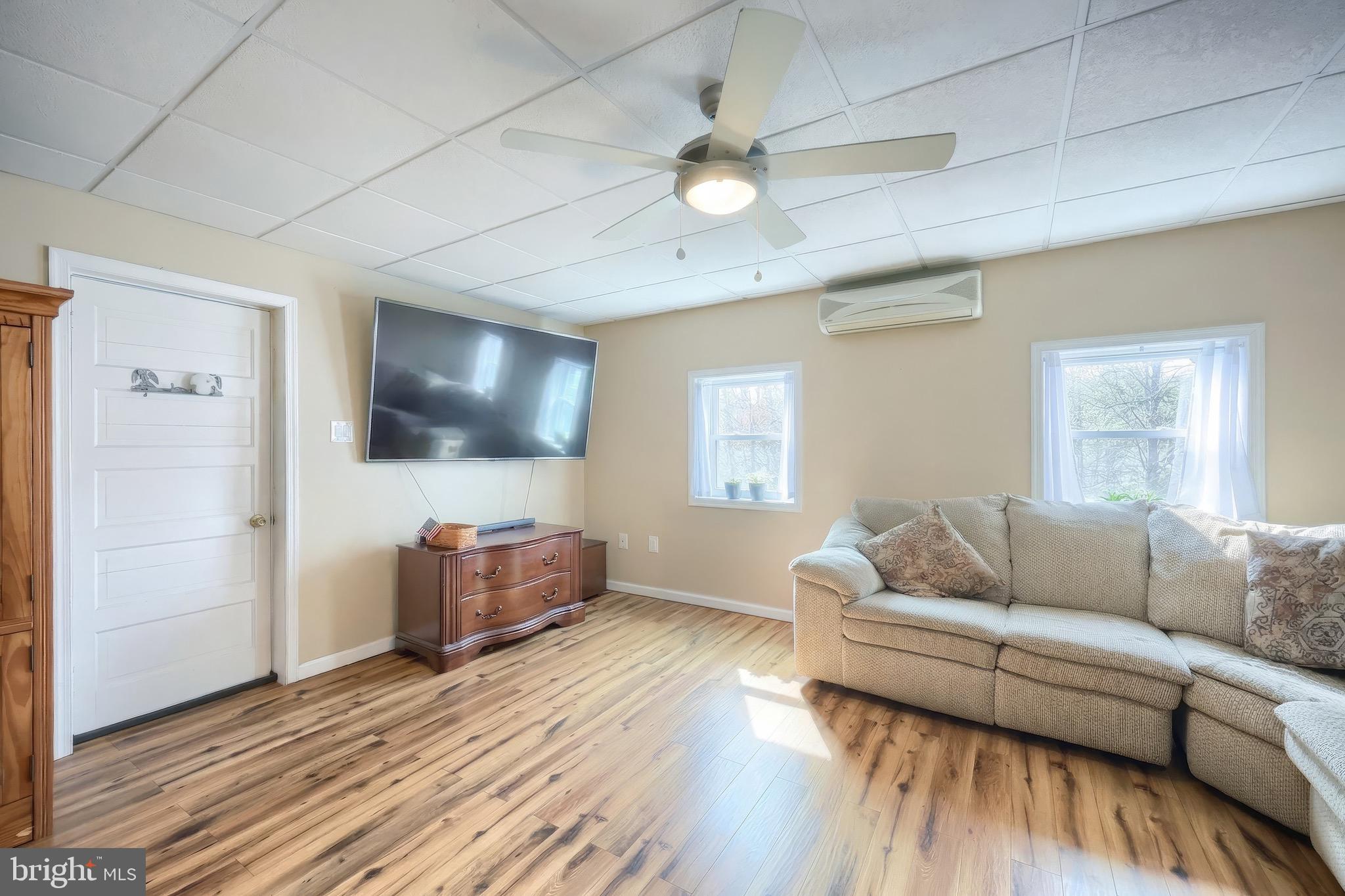 990 East Canal Road Dover, PA 17315 - Photo 29 of 57