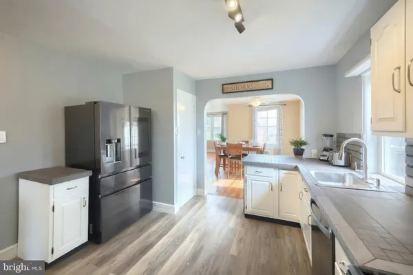 $399,900 | 990 East Canal Road, Dover, PA 17315