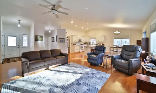 $439,900 | 6195 Cosmos Road, Baxter, MN 56425