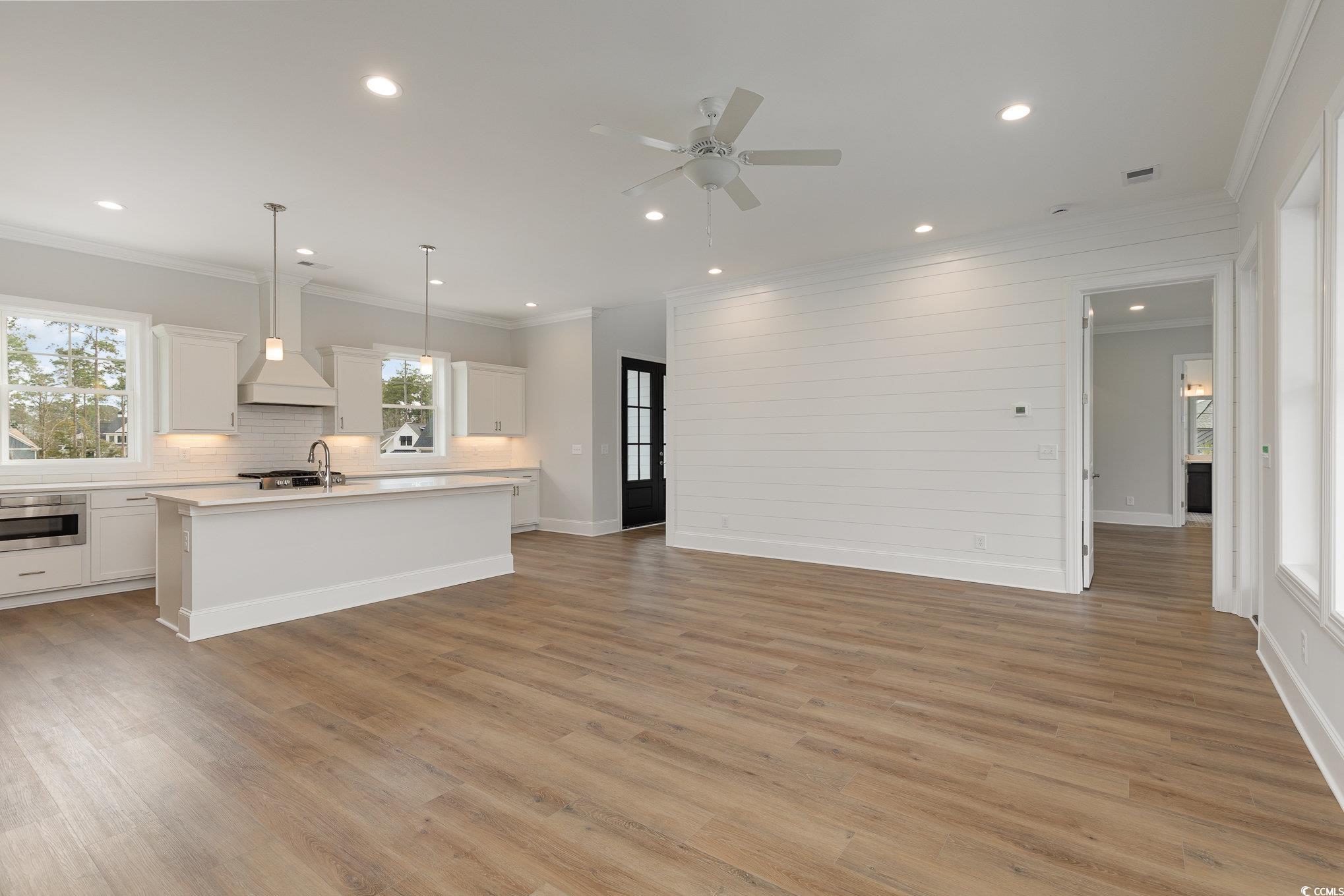 43 Melbourne Court Murrells Inlet, SC 29576 - Photo 8 of 39 Gallery Image 8